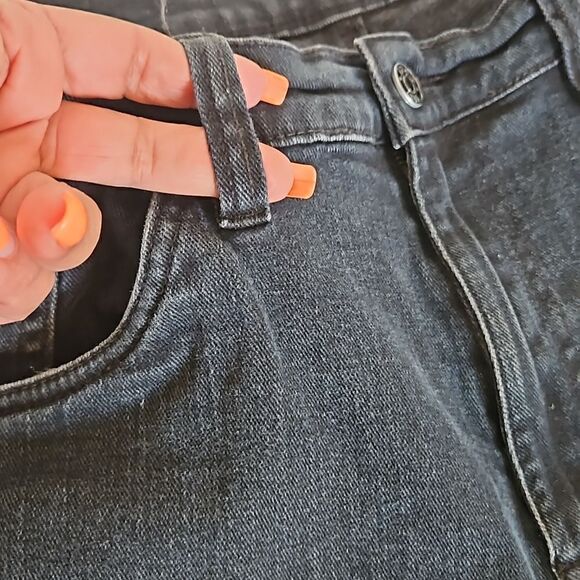 IZOD Men's Denim Jeans Slim Straight, Comfort Fit 36 × 32 Black - Picture 14 of 16